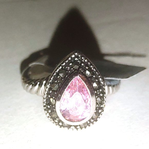 New Old Stock NWT EDCO Ring Band sz 5 Rhodium Marcasite & Pear Cut Topaz - Picture 3 of 16